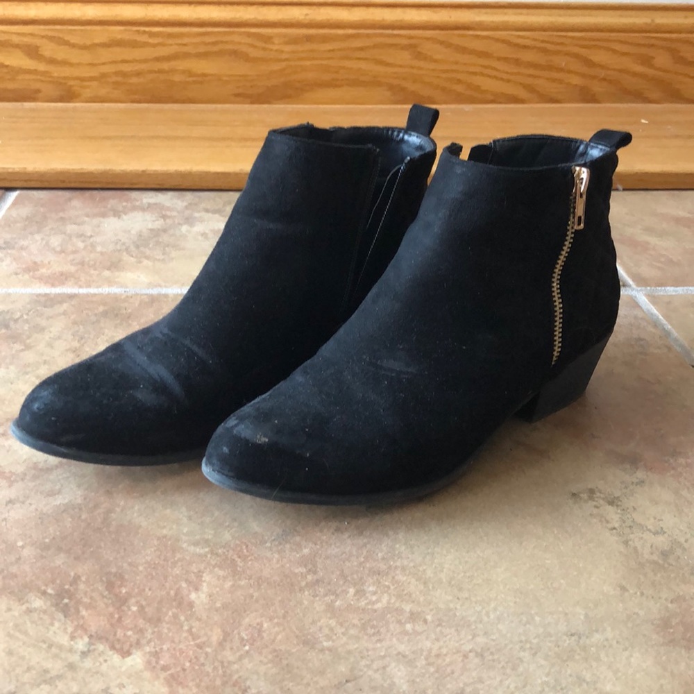 Black Booties